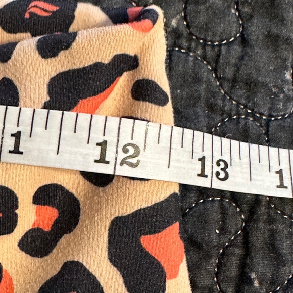 Fabletics leggings. - Picture 3 of 9